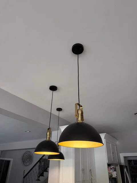 Illuminated pendant fixtures