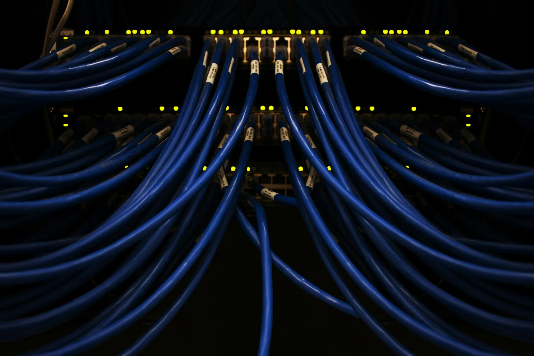 a bunch of blue wires connected to each other — stock photograph